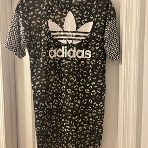 Adidas T- Shirt dress